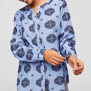 LOFT Blue Medallion button up shirt